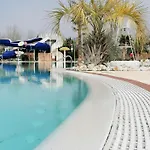 Dream Holidays *